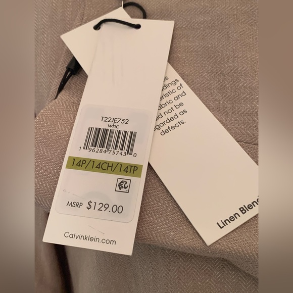 Calvin Klein Women’s Petite Linen Blend Blazer - Picture 5 of 6